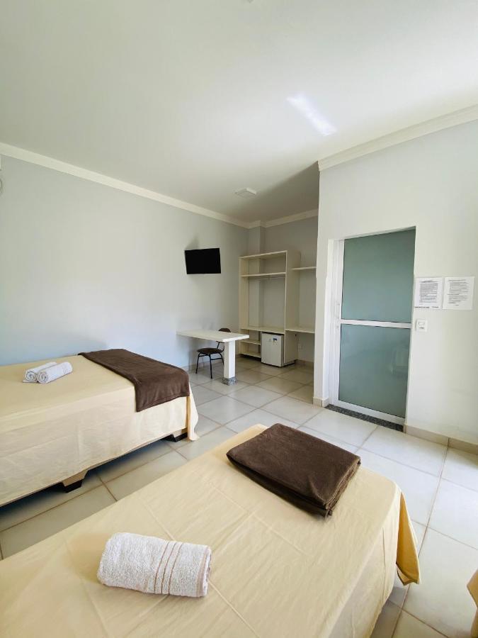 Hotel Pousada Marra Catalao Luaran gambar